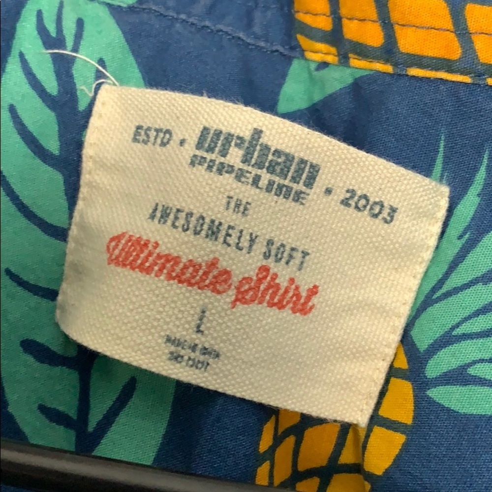 Pineapple Button Up - Picture 2 of 3